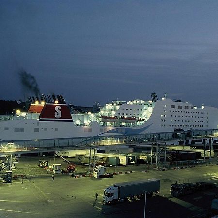 Hotel Am Schwedenkai คีล ภายนอก รูปภาพ